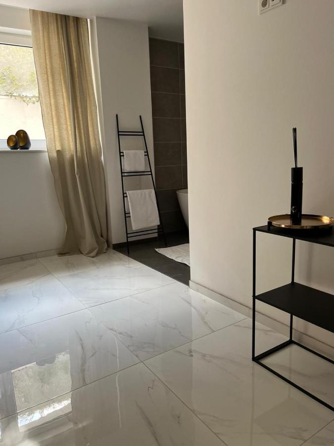 Moderne, Ruhige Ferienwohnung , Ideal Zum Abschalten 하다마르 외부 사진